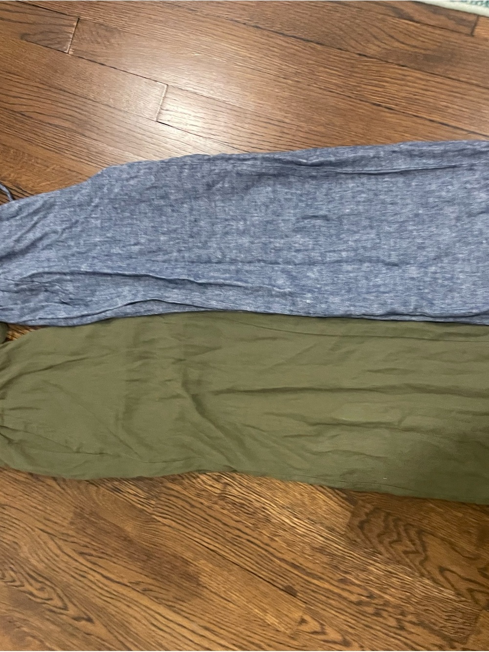 Old Navy bundle deal Olive Green Lightweight Pants and denim lightweight pants